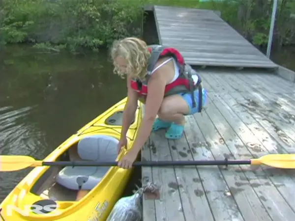 How-to-Get-in-and-Out-of-a-Kayak-2